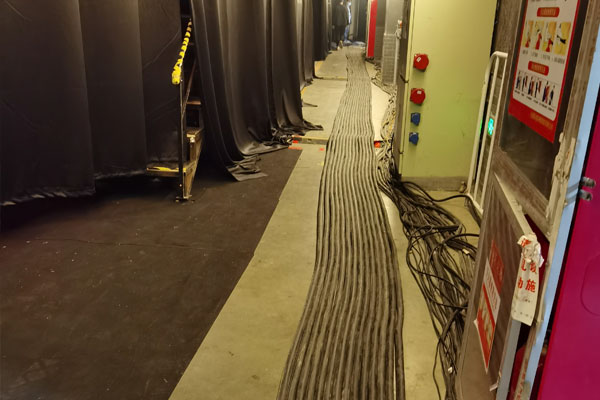 合浦柴油发电机组的输出电压可以调节到哪些范围？