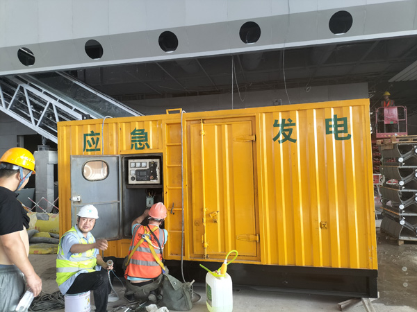 合浦怎样判断空气滤清器是否需要更换？